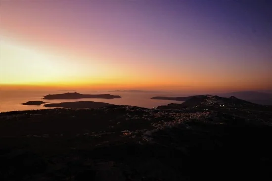 SANTORINI PRIVATE WINE TASTING TOUR WITH DINNER 